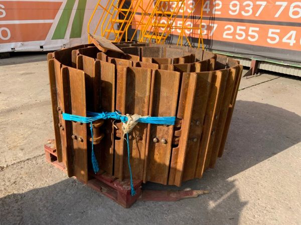 D6 CAT CATERPILLAR DOZER TRACKS AND PADS....... 273358575