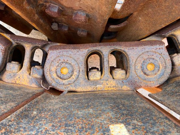 D6 CAT CATERPILLAR DOZER TRACKS AND PADS....... 273358576