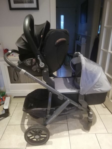 Nuna pipa car cheap seat with uppababy vista