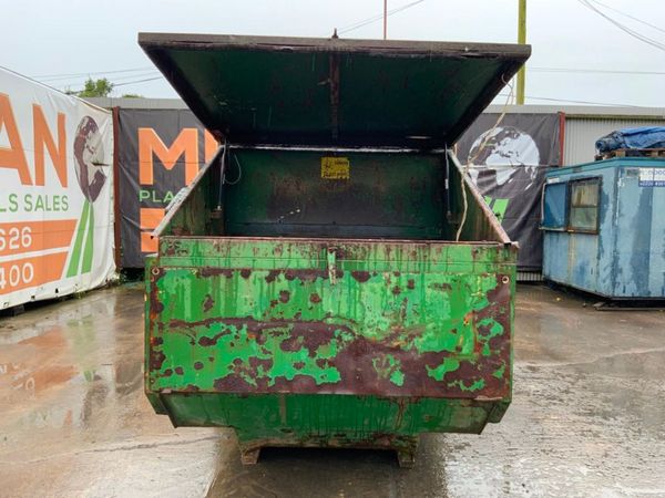L & M CHAIN LIFT COMPACTOR SKIP....3 PHASE. 273834332