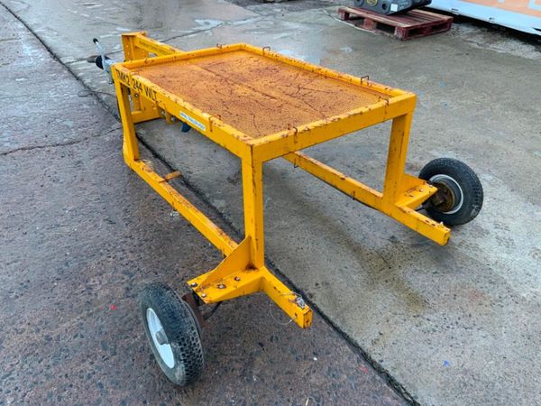 SINGLE AXLE BRAKED TRAILER ASSEMBLY. 284475221