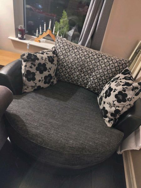 Snuggle Cuddle Chair for sale in Co. Clare for 200 on DoneDeal