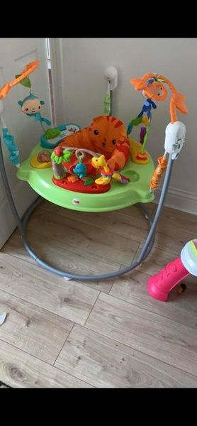 Fisher-Price Roaring Rainforest Jumperoo in Green and Orange