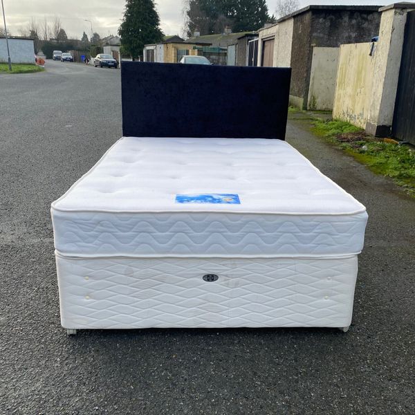 Double bed deals mattress base