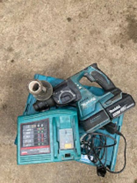 Makita 242 deals sds drill