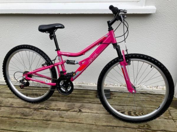 Girl s bike for sale in Co. Waterford for 95 on DoneDeal