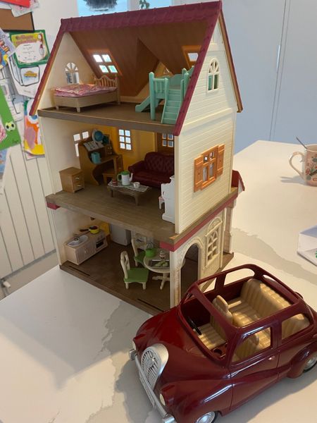 Sylvanian 3 hot sale storey house