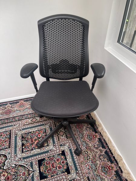 Celle deals task chair