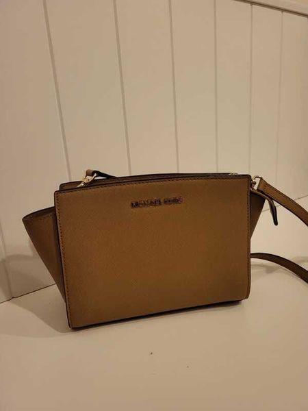 Michael Kors Beige Crossbody bag for sale in Co. Dublin for 100 on DoneDeal