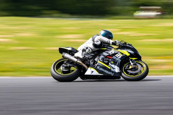 Kawasaki zx10r race track bike for sale in Co. Mayo for 6 000 on