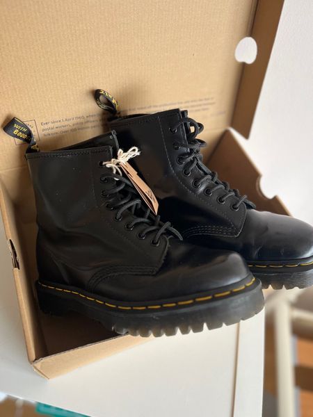 Dr martens 2025 dublin precio