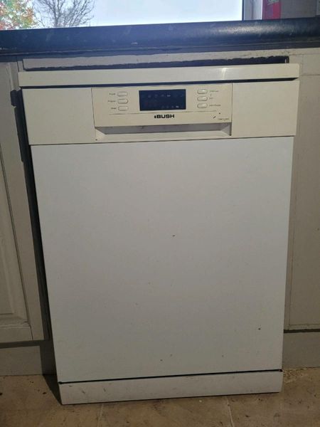 Bush dishwasher hot sale dwfs126s