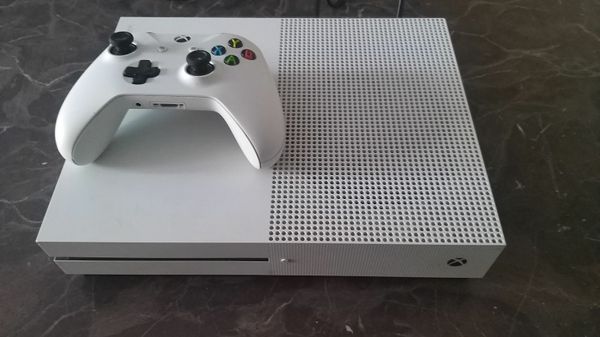 Xbox one controller on sale for sale olx