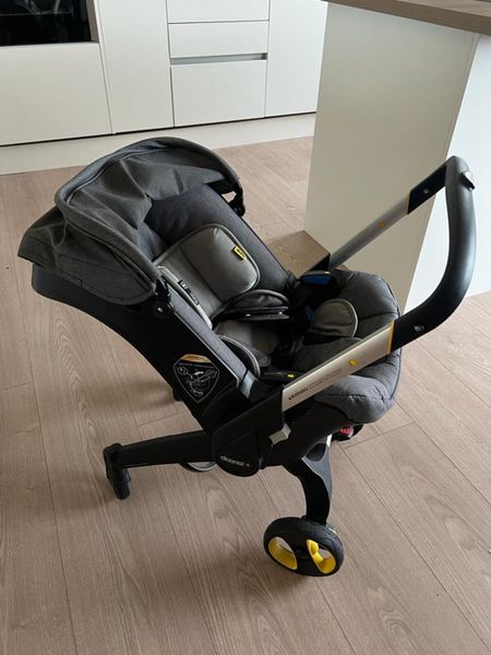 Doona pram second outlet hand