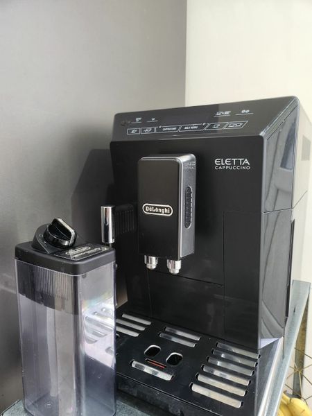 Delonghi Eletta with everything else you need for sale in Co. Kildare