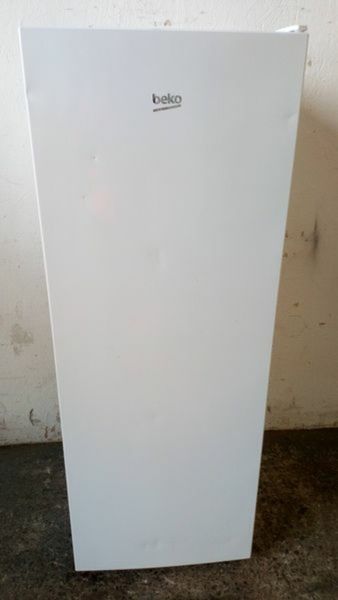 Larder fridge for sale deals near me