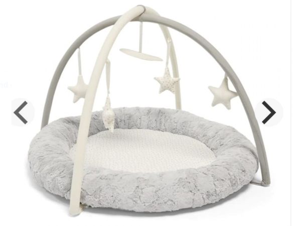 Mamma and pappa cot sale