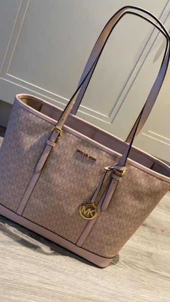 Michael kors 2025 bag under 150