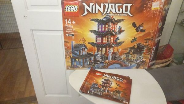 Lego best sale ninjago 70761