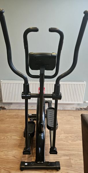 Reebok GX40S One Series Cross Trainer for sale in Co. Dublin for 200 on DoneDeal