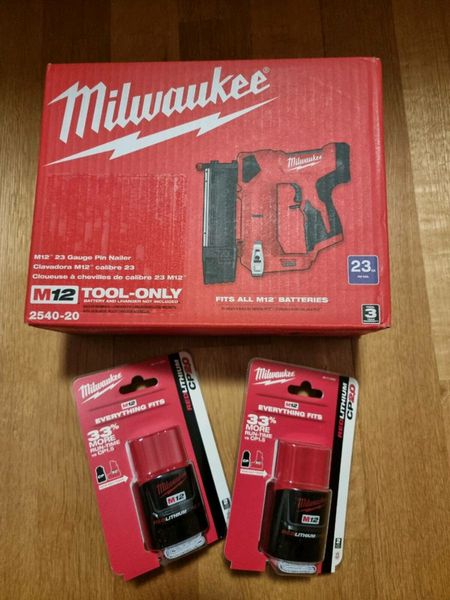 Milwaukee m12 23 discount gauge pin nailer