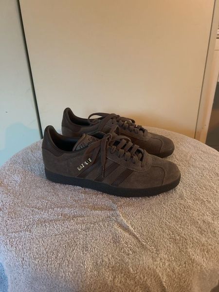 Gazelles on sale size 5