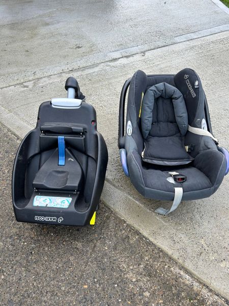 Maxi cosi car seat hotsell done deal