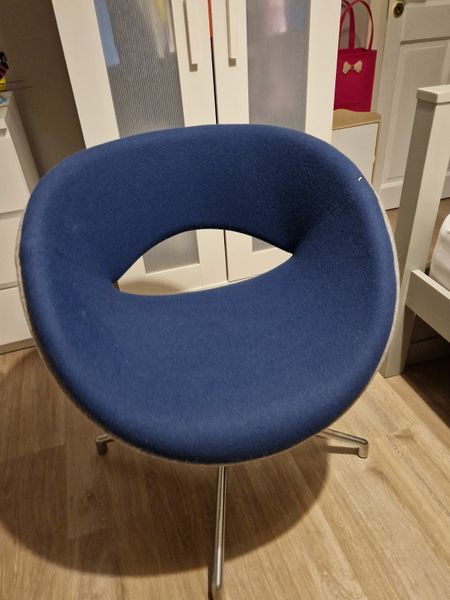 Round swivel chair on sale for sale