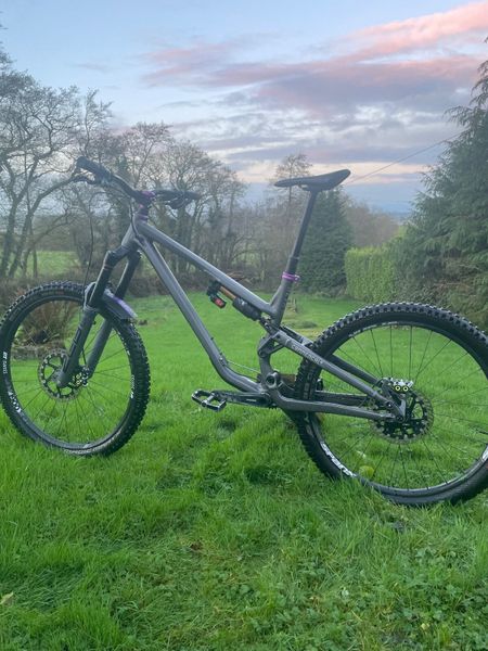 Commencal for online sale