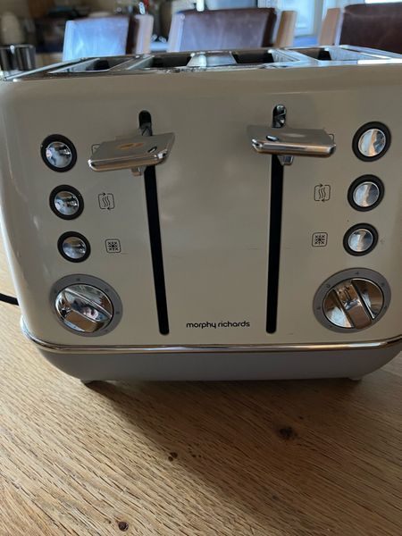 Morphy richards evoke clearance toaster