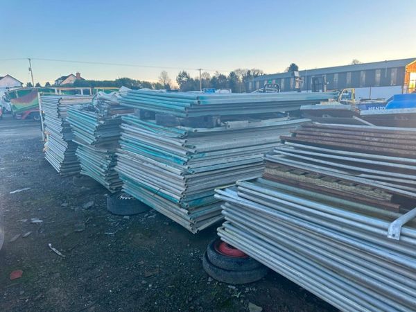 Large quantity of hoarding panels fences fencing 287819310