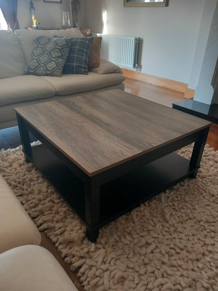 Langley bay coffee deals table