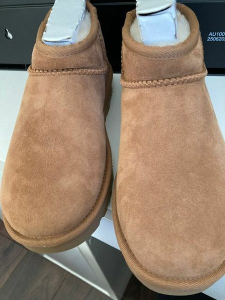 Ugg Boots Adult size 3 for sale in Co. Wicklow for 120 on DoneDeal