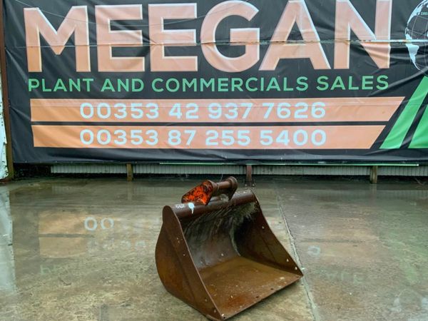 36"  DIGGING BUCKET..........60mm PINS. ......366 288114712