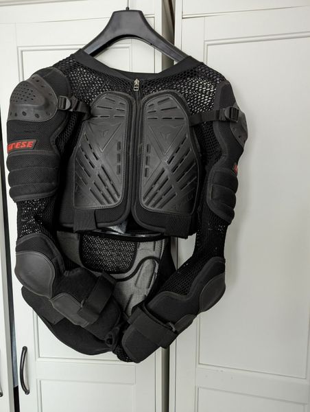 Dainese hot sale under armor