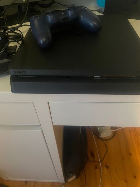 Old ps4 2025 for sale