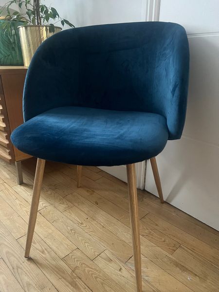 Blue velvet discount dining chairs kmart