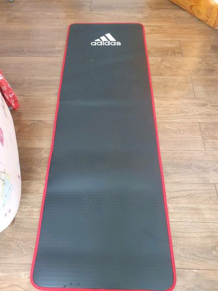 Workout mat online adidas