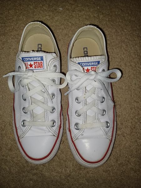 White converse hot sale size 3.5