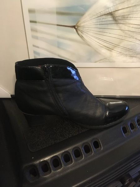 Reiker on sale black boots