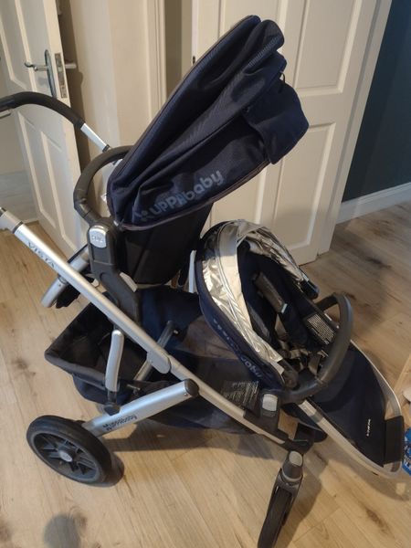 Uppababy vista double outlet used