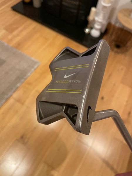 Nike unitized 2024 techno putter