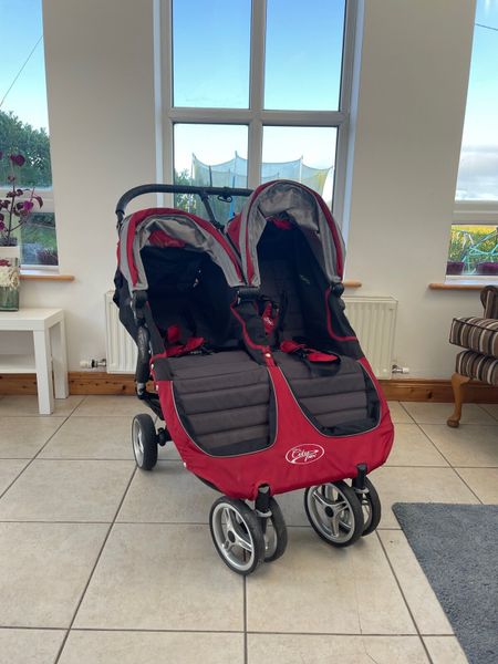 2010 city hotsell mini double stroller