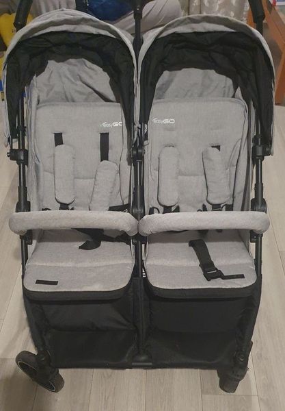 Domino hotsell twin buggy