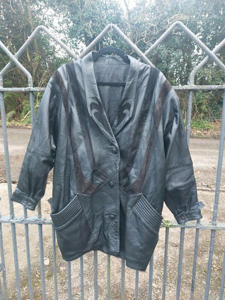 Ladies black leather hot sale jacket size 20