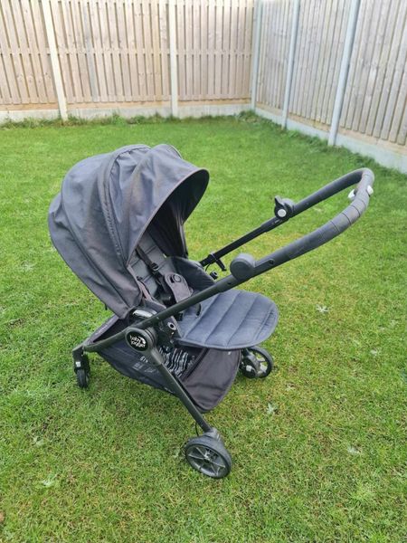 Baby jogger city tour clearance lux sale