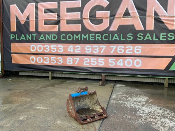 24" DIGGING BUCKET.......30mm PINS......  U25 289065723