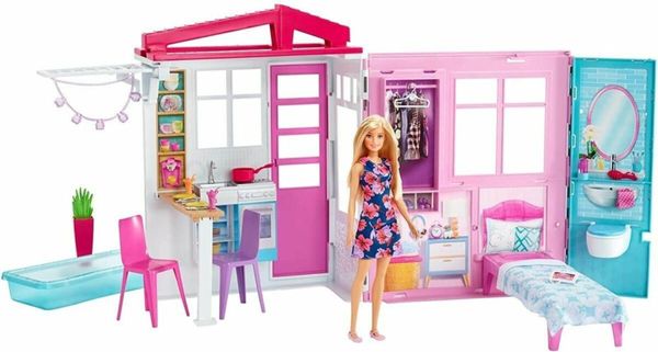 Barbie 2025 holiday home