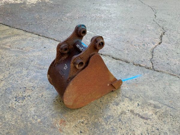 12" MINI DIGGER BUCKET....30mm PINS....180120. 289209947