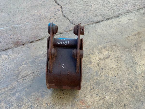 12" MINI DIGGER BUCKET....30mm PINS....180120. 289209952